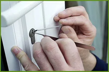 Neighborhood Locksmith Services Lewisville, TX 972-512-6377 - 3-cheap-locksmith-near-me